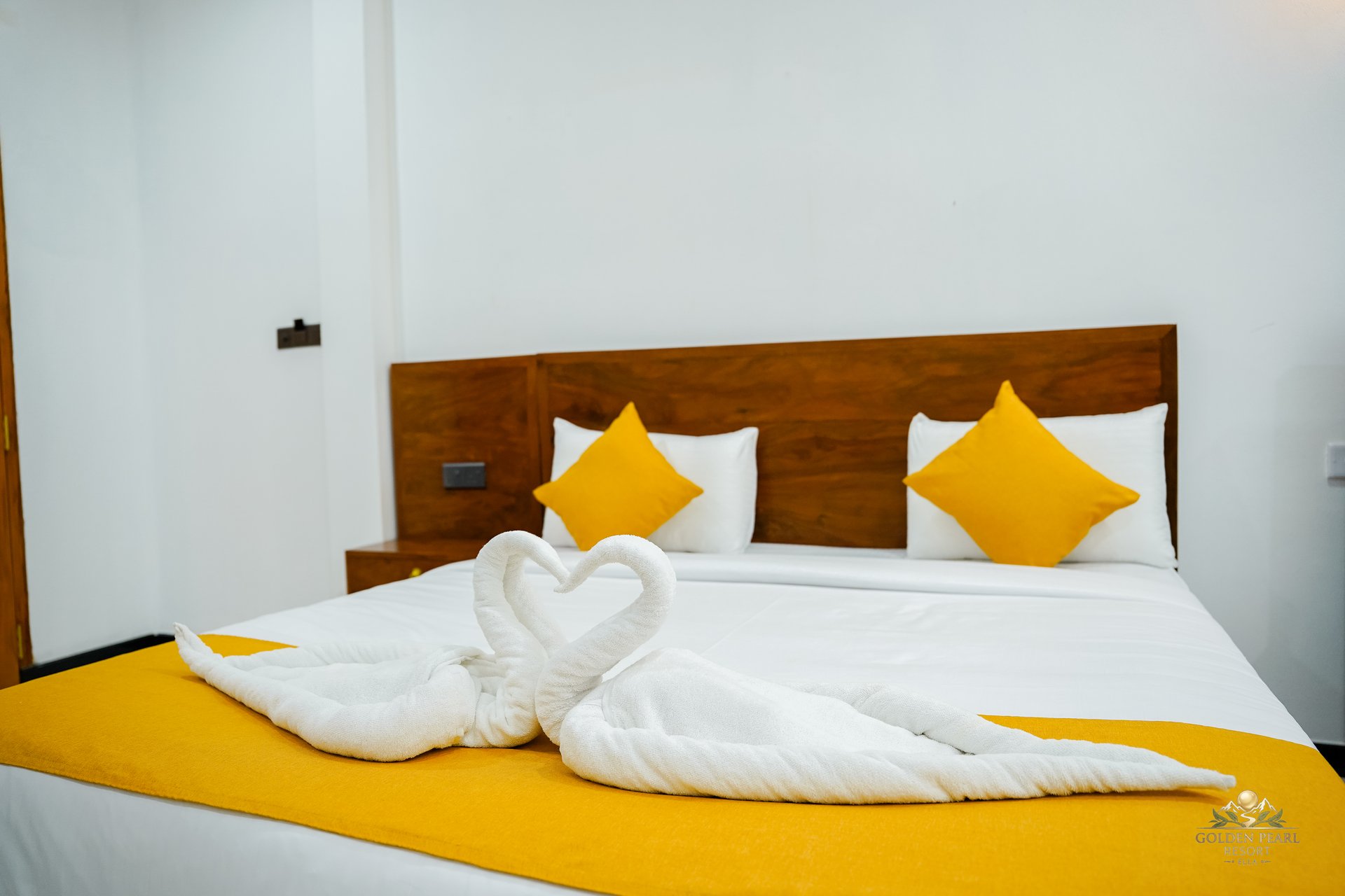 Room 102 - 4