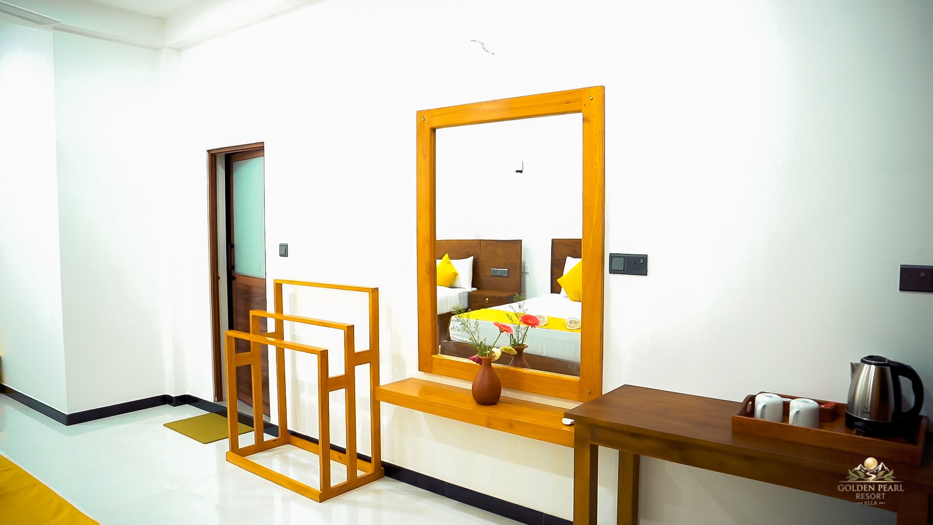 Room 102 - 5