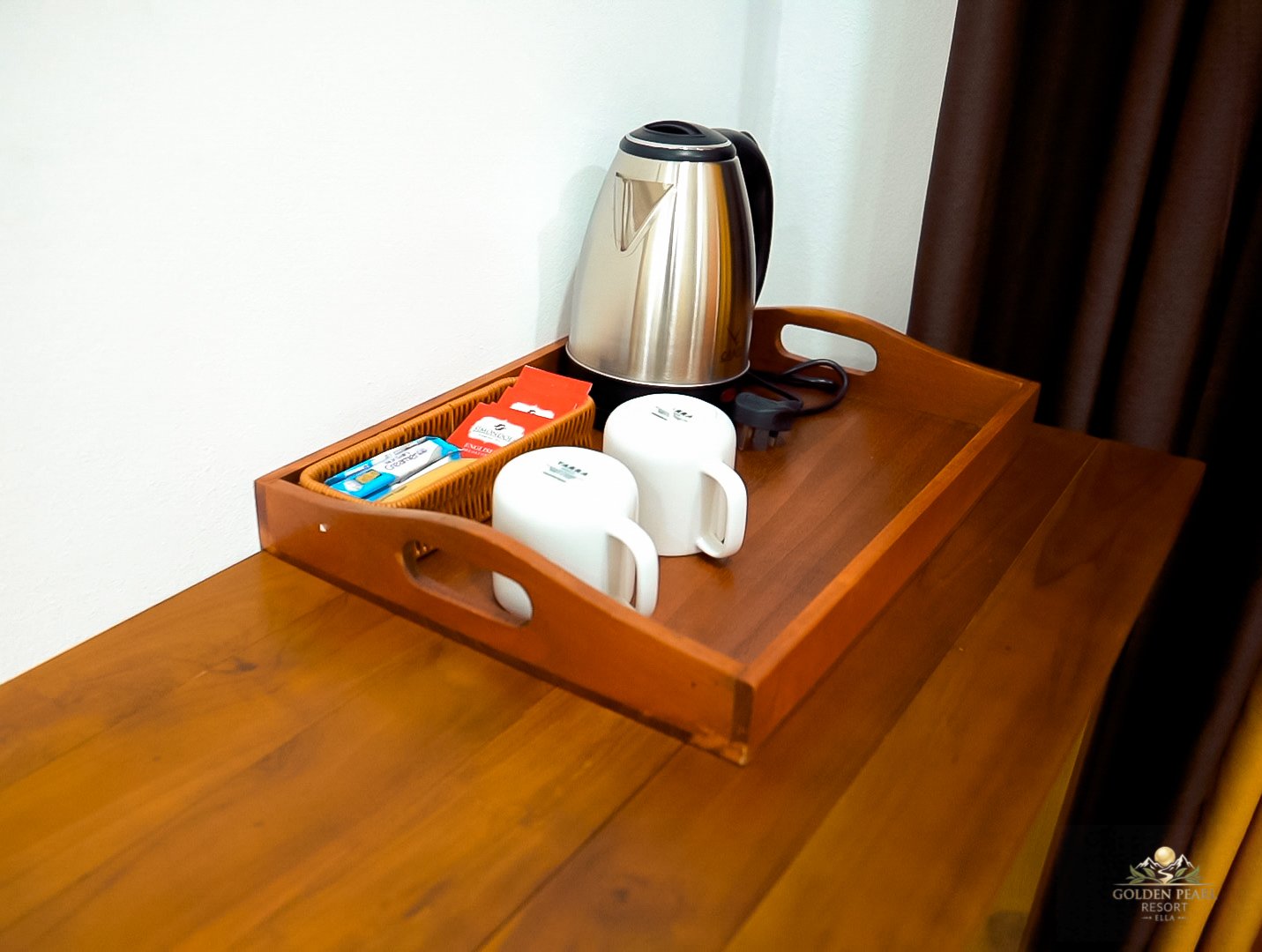 Room 102 - 8